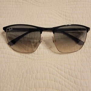 NEW Ray Ban Chromance Sunglasses Model #RB3686 Black on Gold